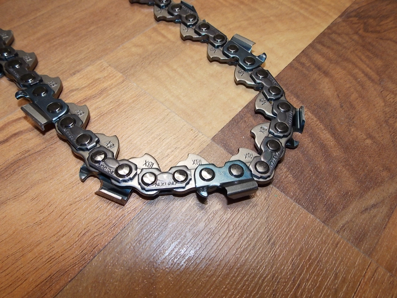 18HX075E Oregon Harvester saw chain .404 pitch 75 Drive Links .080 gau