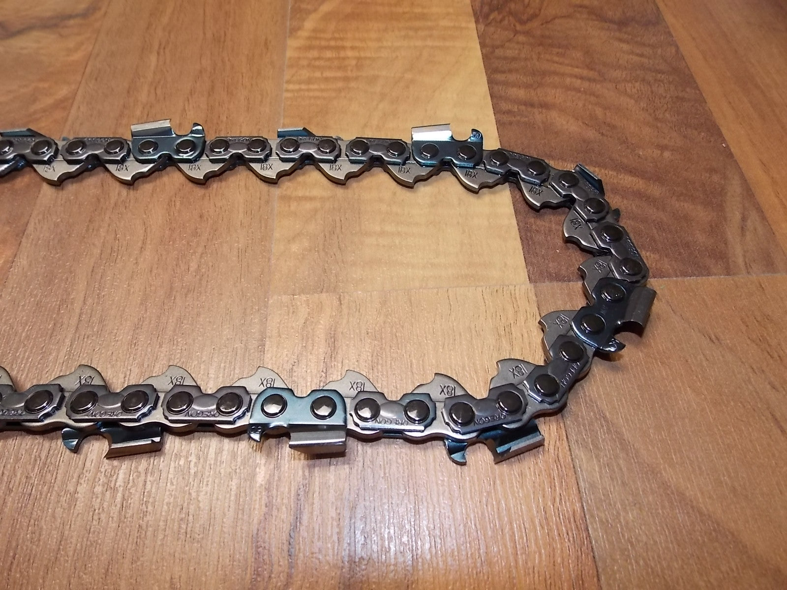 18HX075E Oregon Harvester saw chain .404 pitch 75 Drive Links .080 gau
